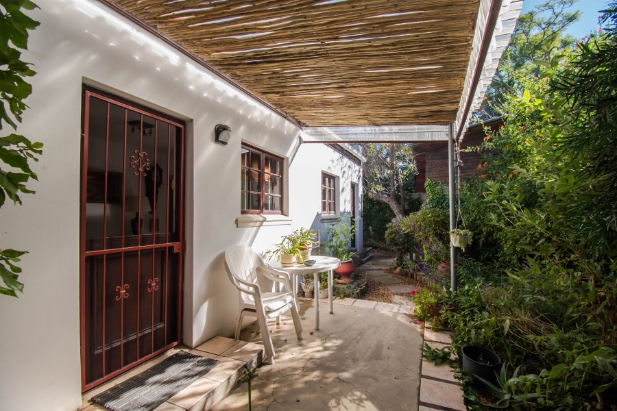 4 Bedroom Property for Sale in Roundhay Western Cape